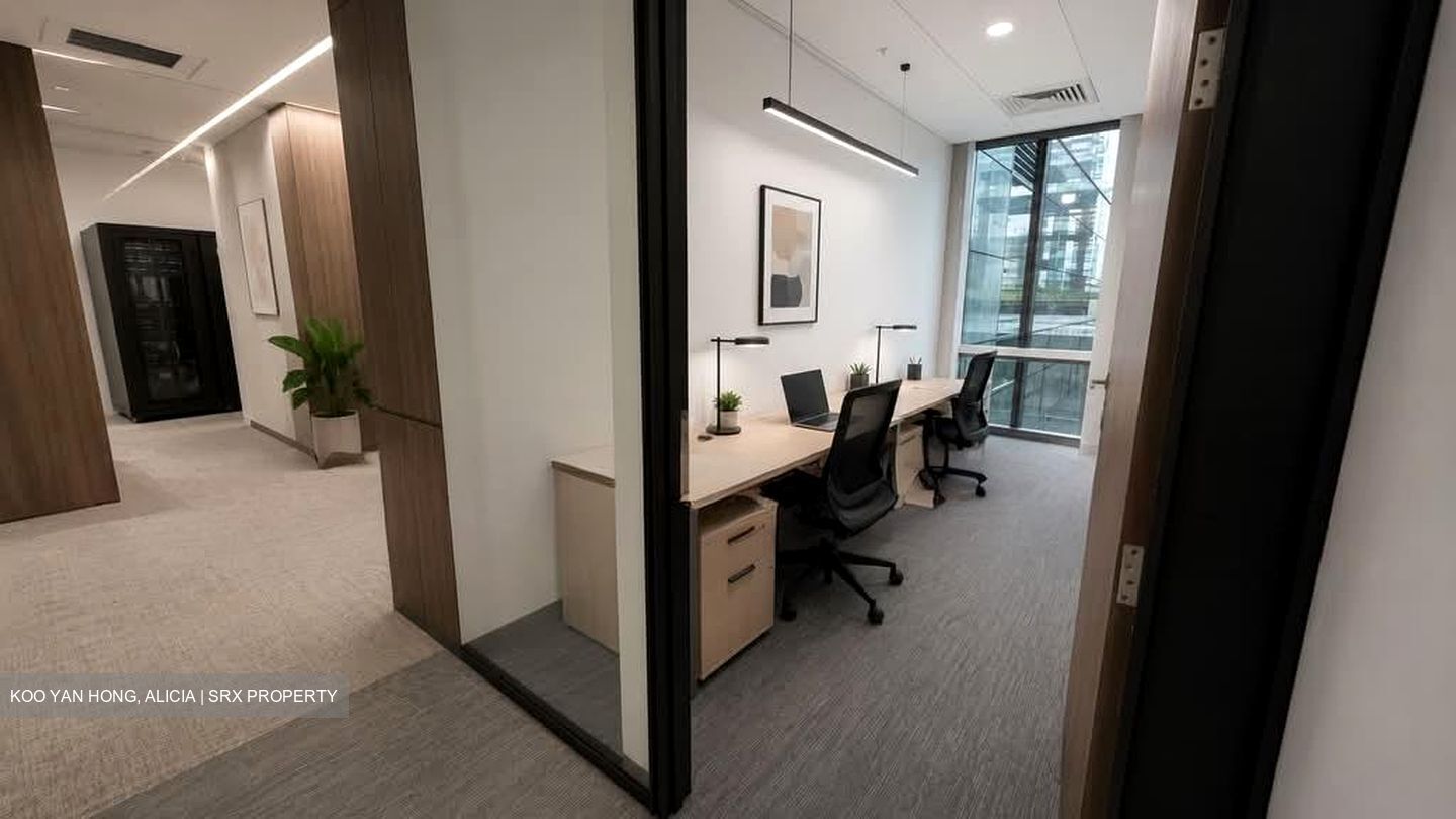 Bank Of Singapore Centre (D1), Office #570062961